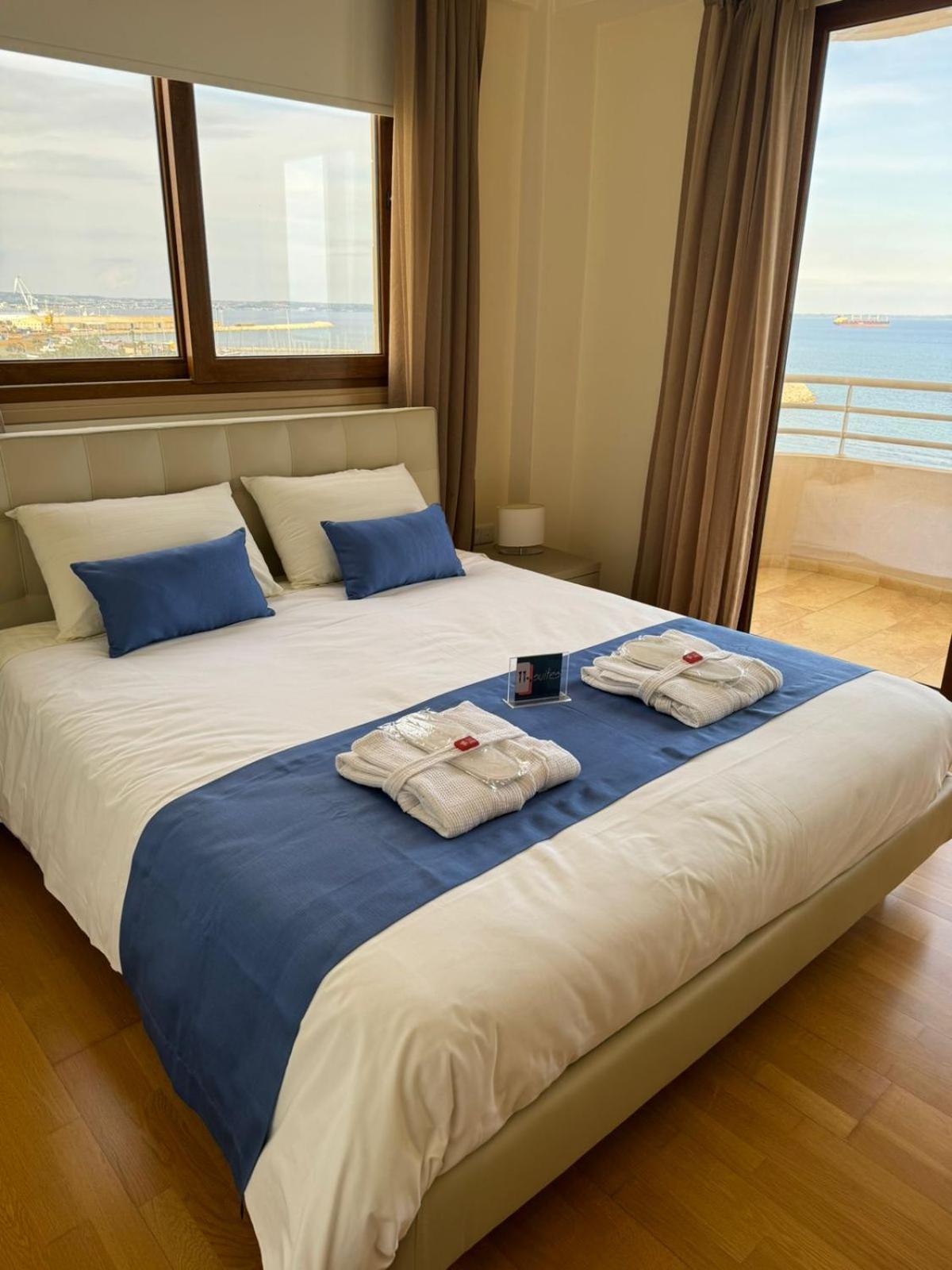 11 Suites - Golden Sunrise Suite Lárnaca Habitación foto
